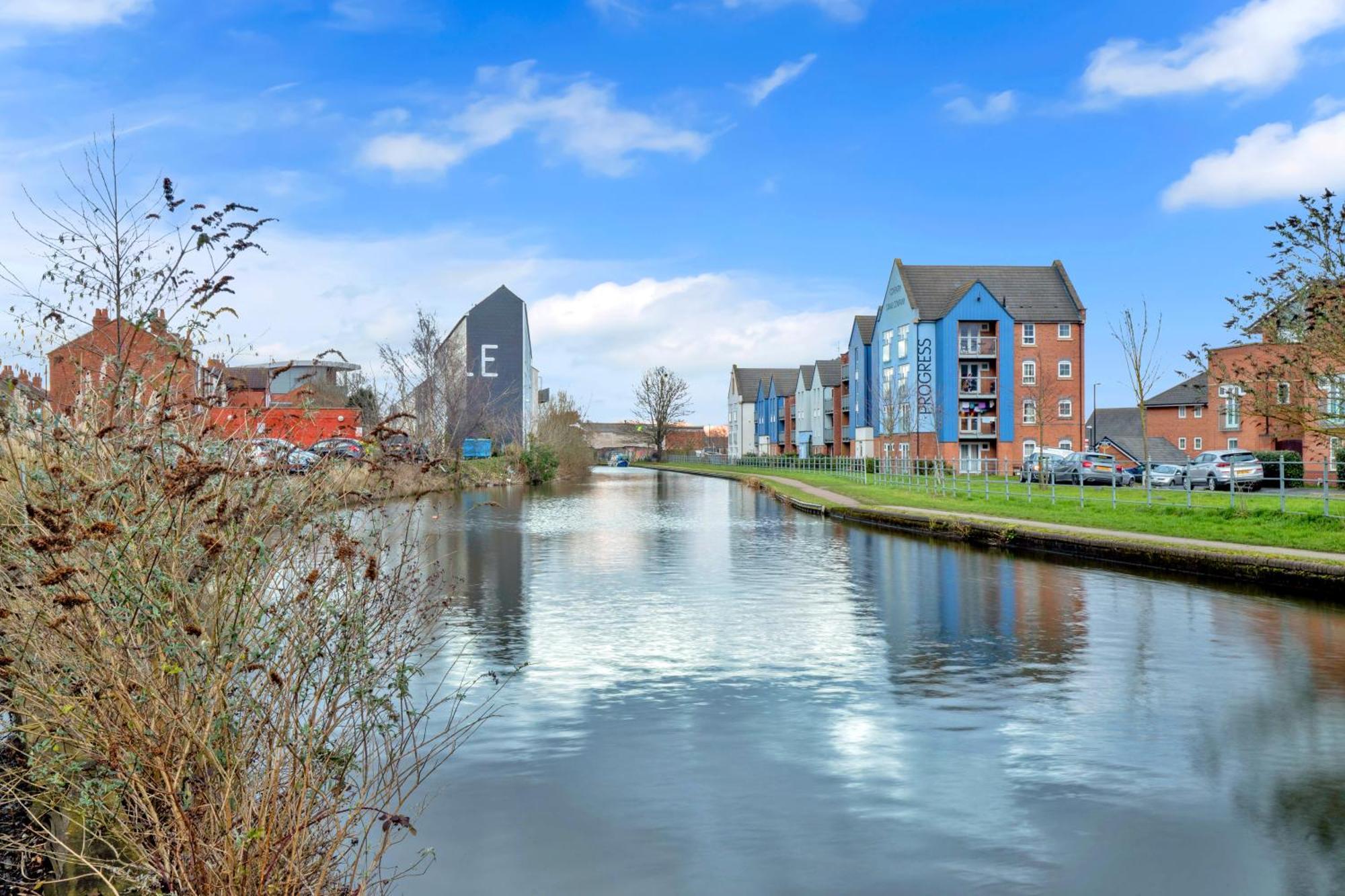 Luxury Waterfront Property With Free Parking Coventry Extérieur photo