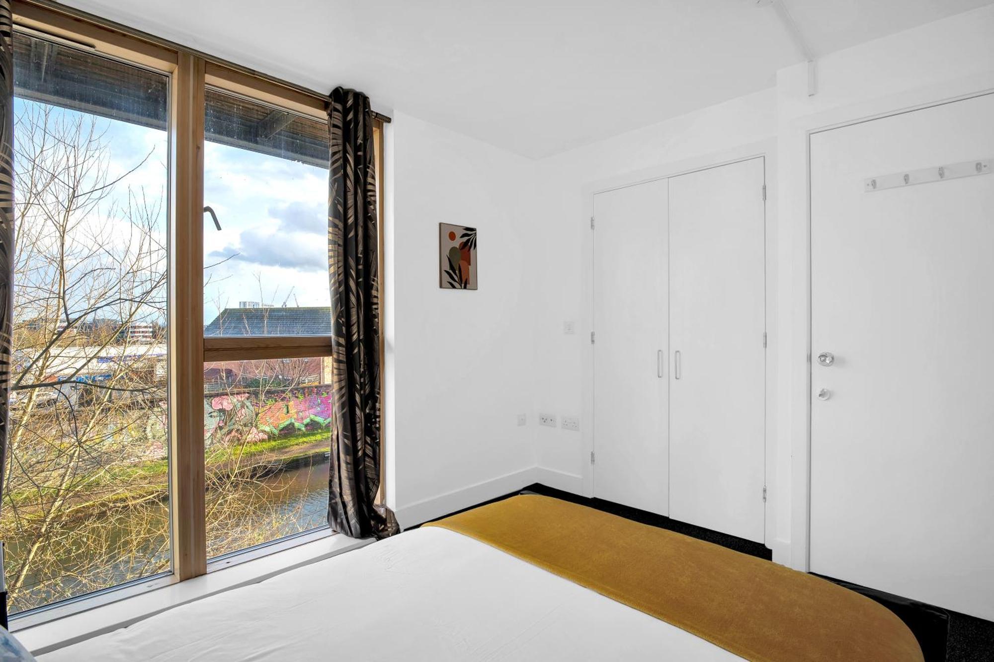 Luxury Waterfront Property With Free Parking Coventry Extérieur photo
