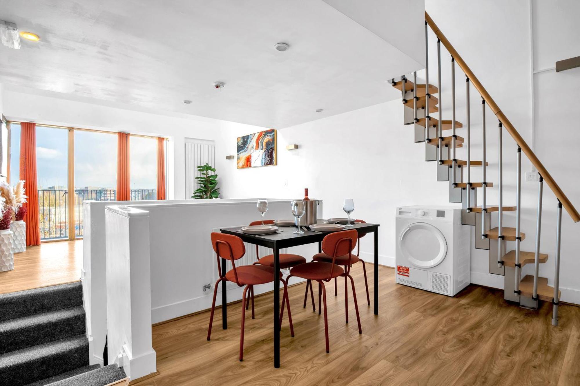 Luxury Waterfront Property With Free Parking Coventry Extérieur photo