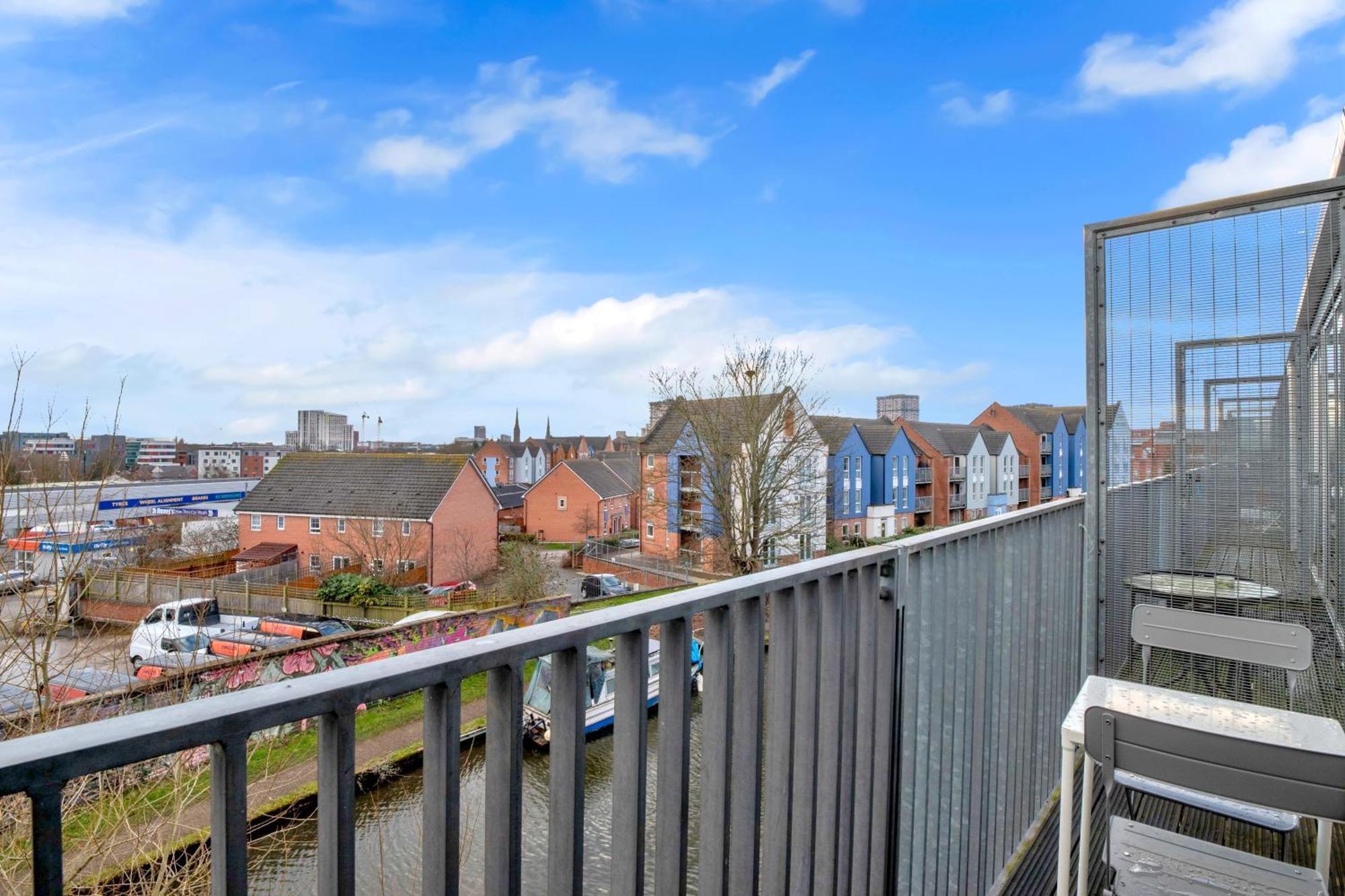 Luxury Waterfront Property With Free Parking Coventry Extérieur photo